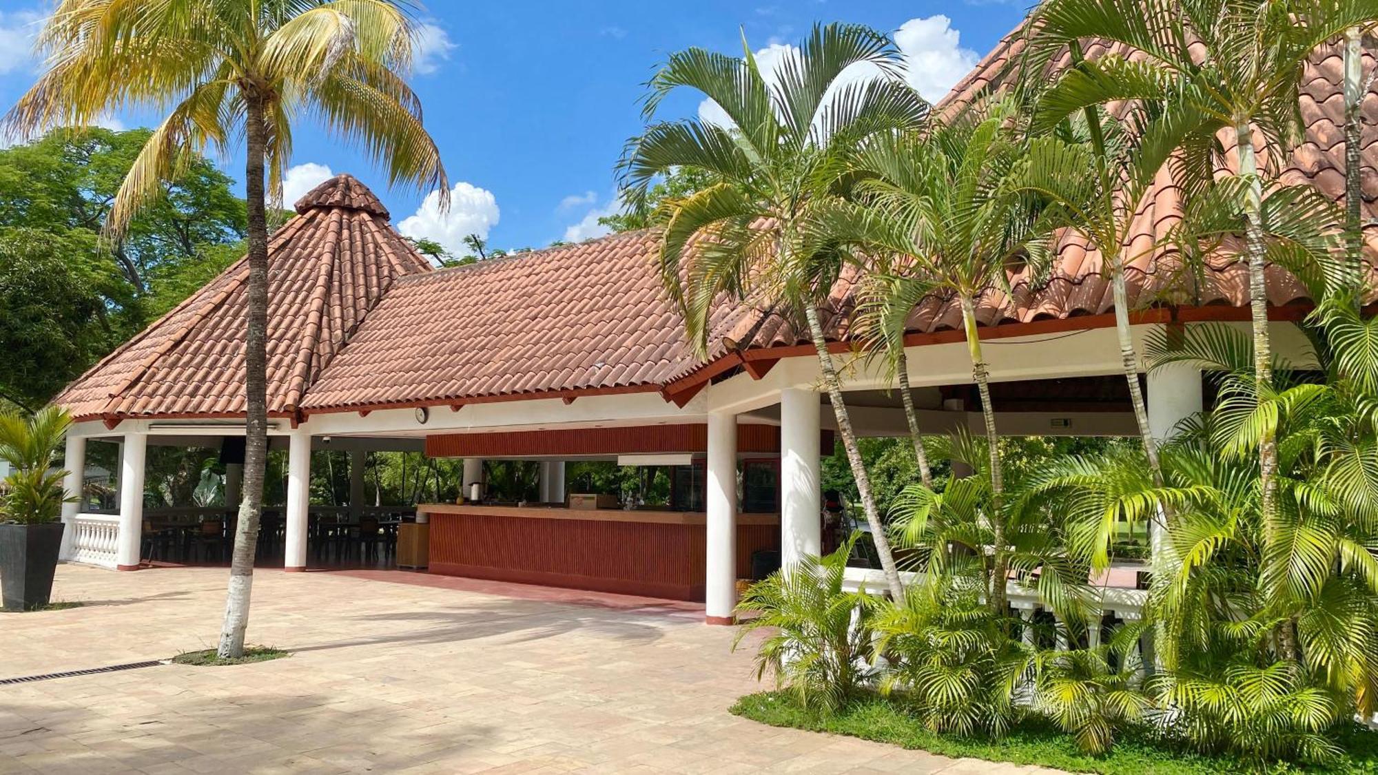 Отель Club Campestre De Neiva Нейва Экстерьер фото