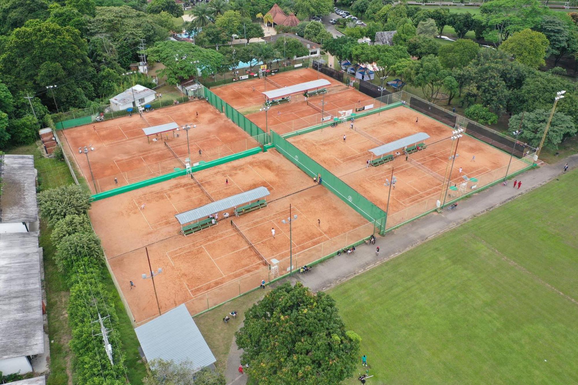 Отель Club Campestre De Neiva Нейва Экстерьер фото