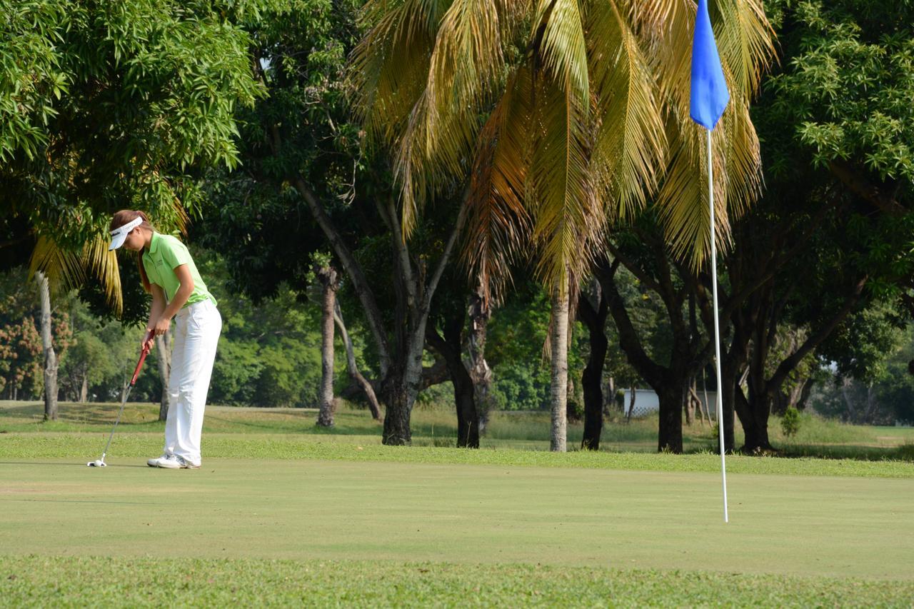 Отель Club Campestre De Neiva Нейва Экстерьер фото