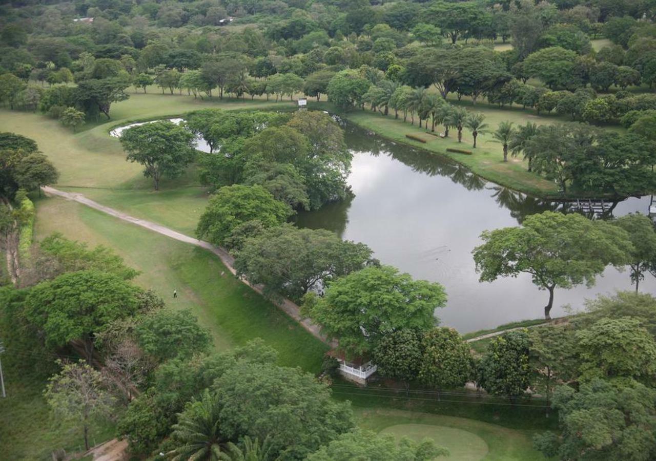 Отель Club Campestre De Neiva Нейва Экстерьер фото